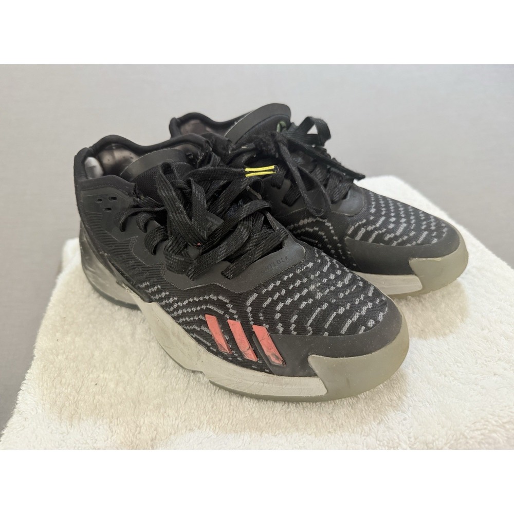 RARE Adidas D.O.N. Issue 4 x Xbox Basketball Shoes Boys 6.5 Black Lace Youth.